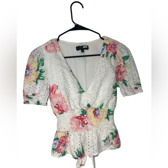 Slate and Willow Women’s size small Floral Eyelet Puff Sleeve Top tie back - Picture 3 of 9